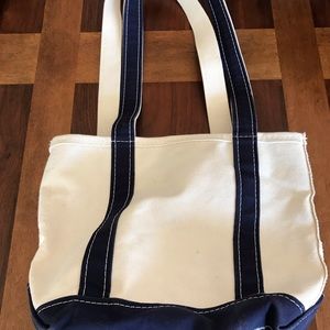 Ll Bean canvas tote with zipper top
